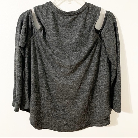 Ann Taylor LOFT Long Sleeve Rounded Neckline Cold Shoulder Gathered Front Top 🩶 - Picture 3 of 8